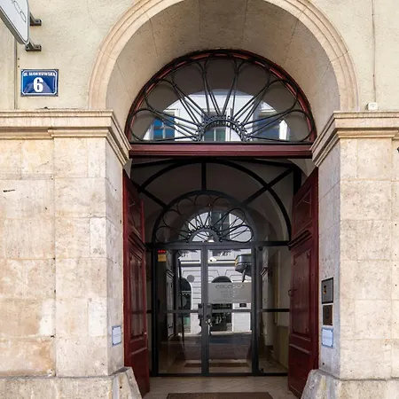 W Centrum - Duplex Penthouse In The Centre With Terrace And Air Conditioning