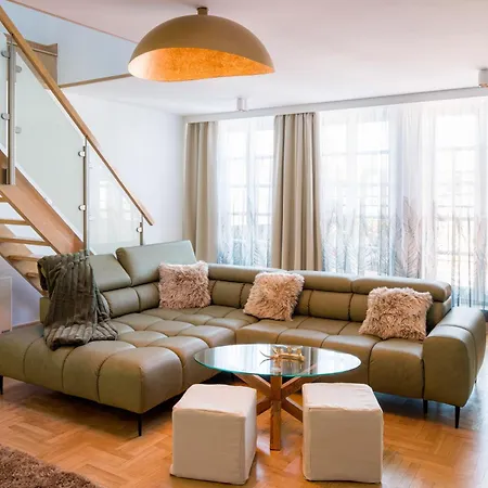W Centrum - Duplex Penthouse In The Centre With Terrace And Air Conditioning Apartmán Krakov