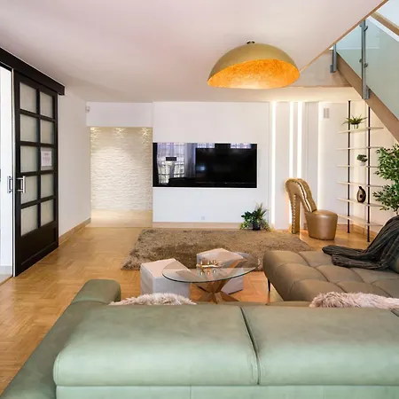 W Centrum - Duplex Penthouse In The Centre With Terrace And Air Conditioning