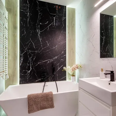 Apartmán W Centrum - Duplex Penthouse In The Centre With Terrace And Air Conditioning *