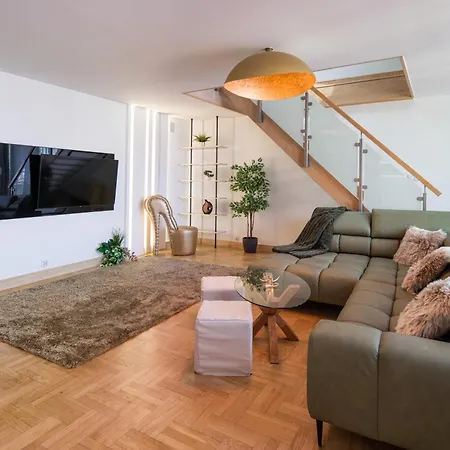 W Centrum - Duplex Penthouse In The Centre With Terrace And Air Conditioning *